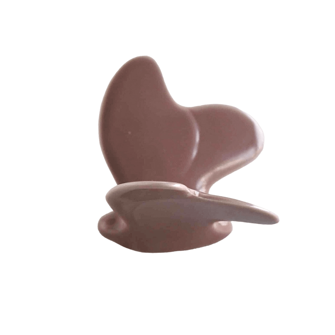 波佐見焼の蝶々箸置(水柿色)