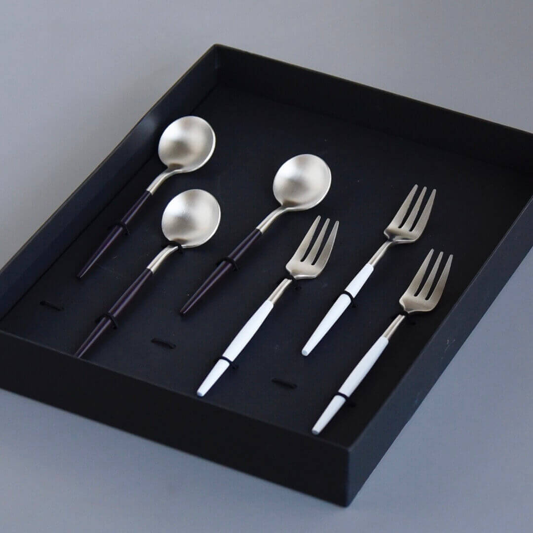 カトラリーSサイズセット(スプーン:ブラックオニキス色3本、フォーク:ホワイトジェイド色3本)