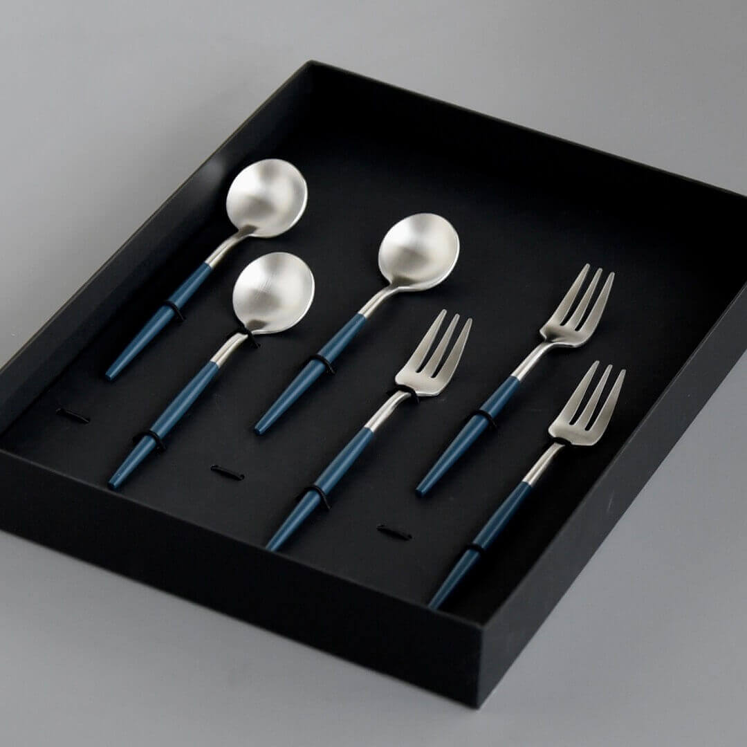 カトラリーSサイズセット(スプーン:ブルーサファイヤ色3本、フォーク:ブルーサファイヤ色3本)