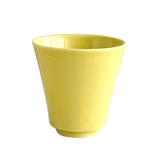 波佐見焼の湯飲(黄蘗色)