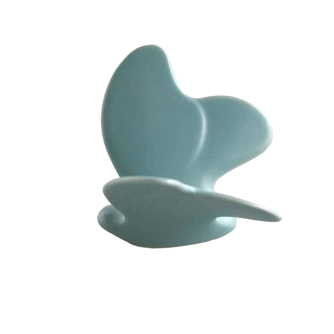 波佐見焼の蝶々箸置(白藍色)